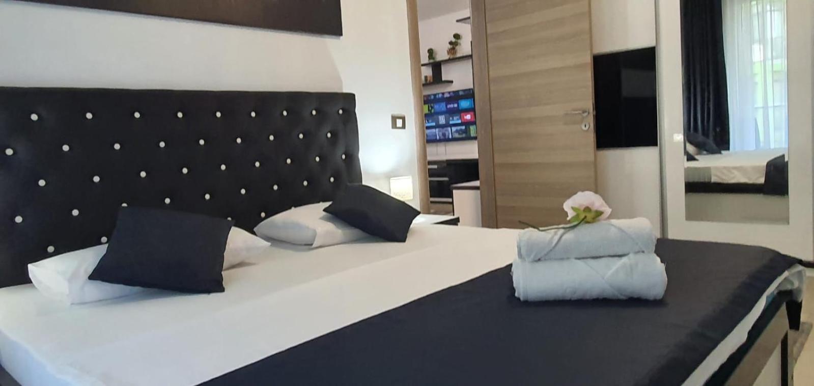 Alezzi Resort Luxury Apartament Prima Linie La Mare Navodari Luaran gambar